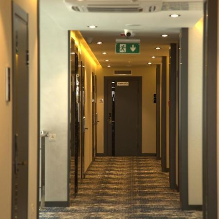 Unique Hotel Tashkent Bagian luar foto
