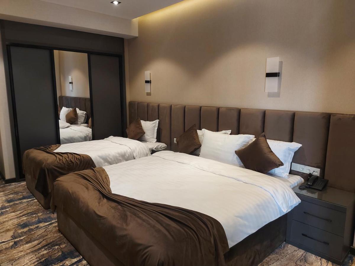 Unique Hotel Tashkent Bagian luar foto
