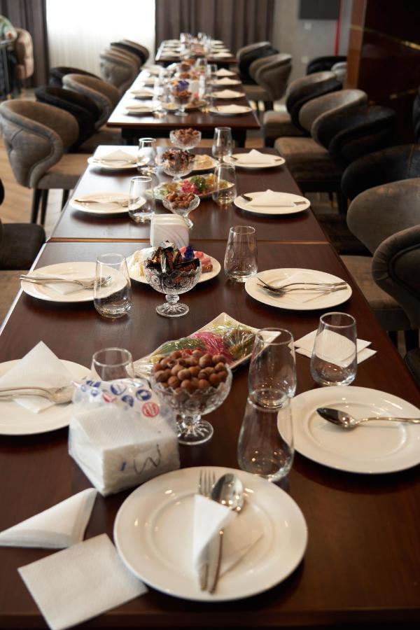Unique Hotel Tashkent Bagian luar foto