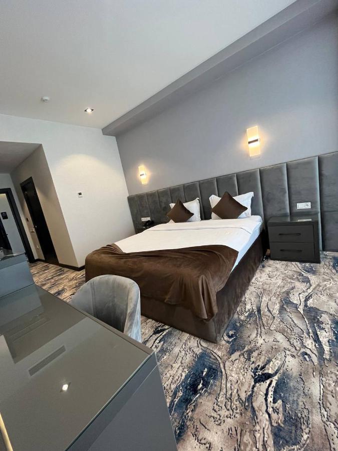 Unique Hotel Tashkent Bagian luar foto